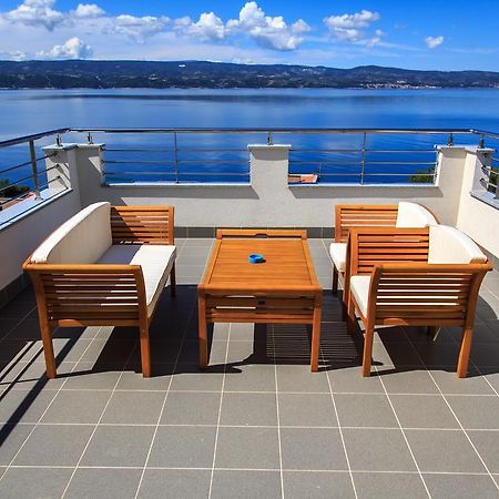 Nemira Sunny Apartments Omis Exterior photo