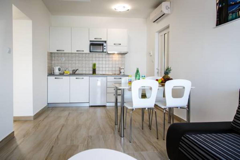 Nemira Sunny Apartments Omis Room photo